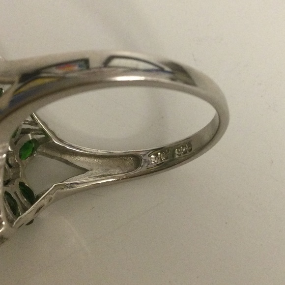 Sterling silver Chrome Diopside and white Zircon ring in size 10 NWOT - Picture 3 of 4
